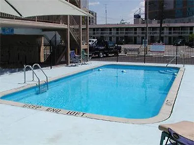 Admiral Inn By The Falls Niagara Falls Canada